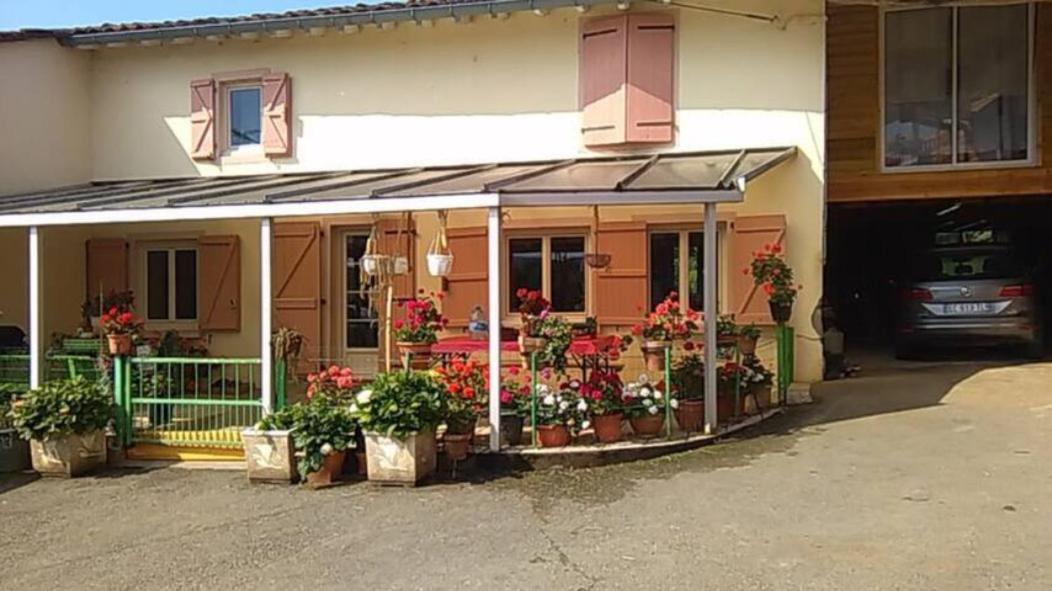 Gite A La Ferme Montesquieu-Avantes Buitenkant foto